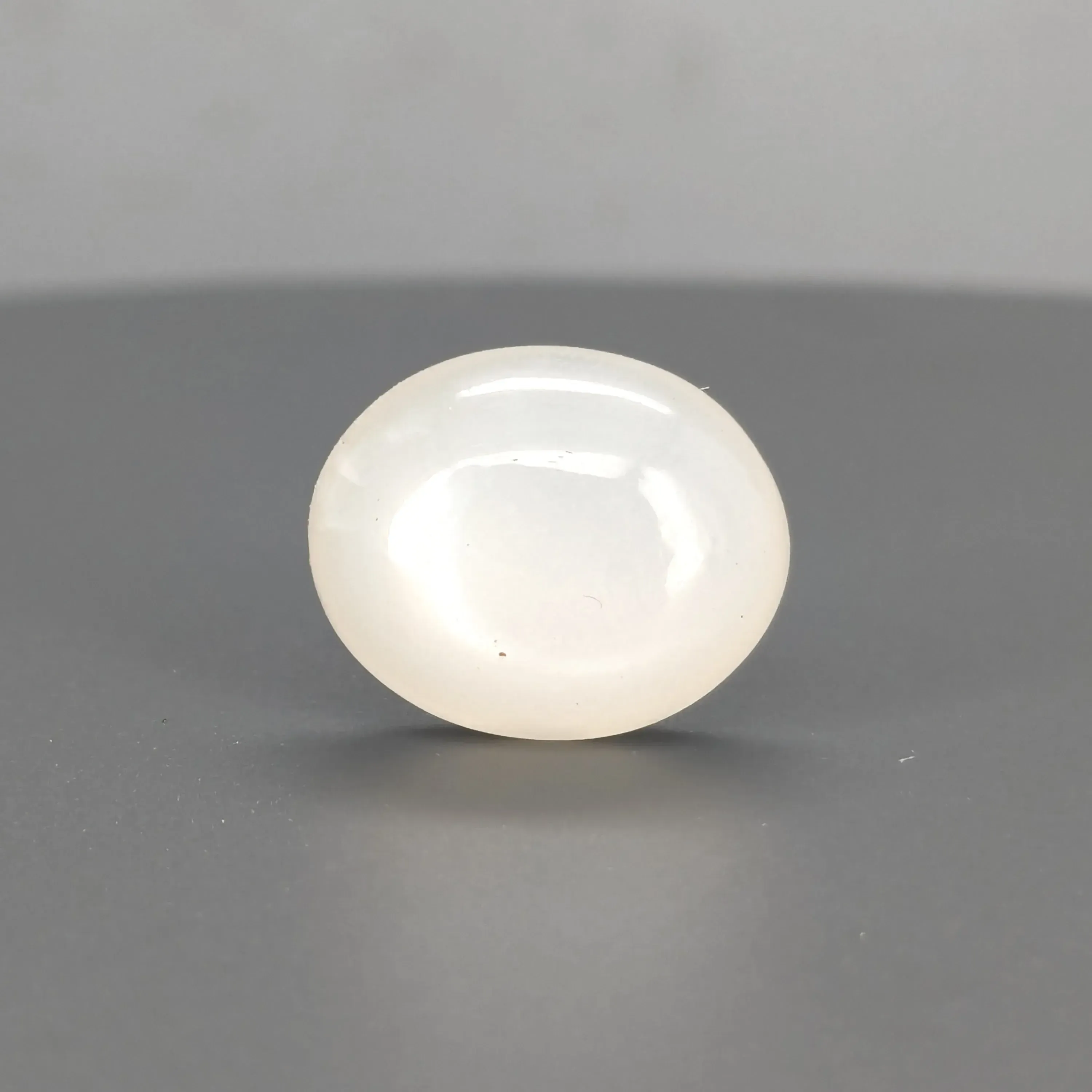Moon Stone - 10.35 Carat