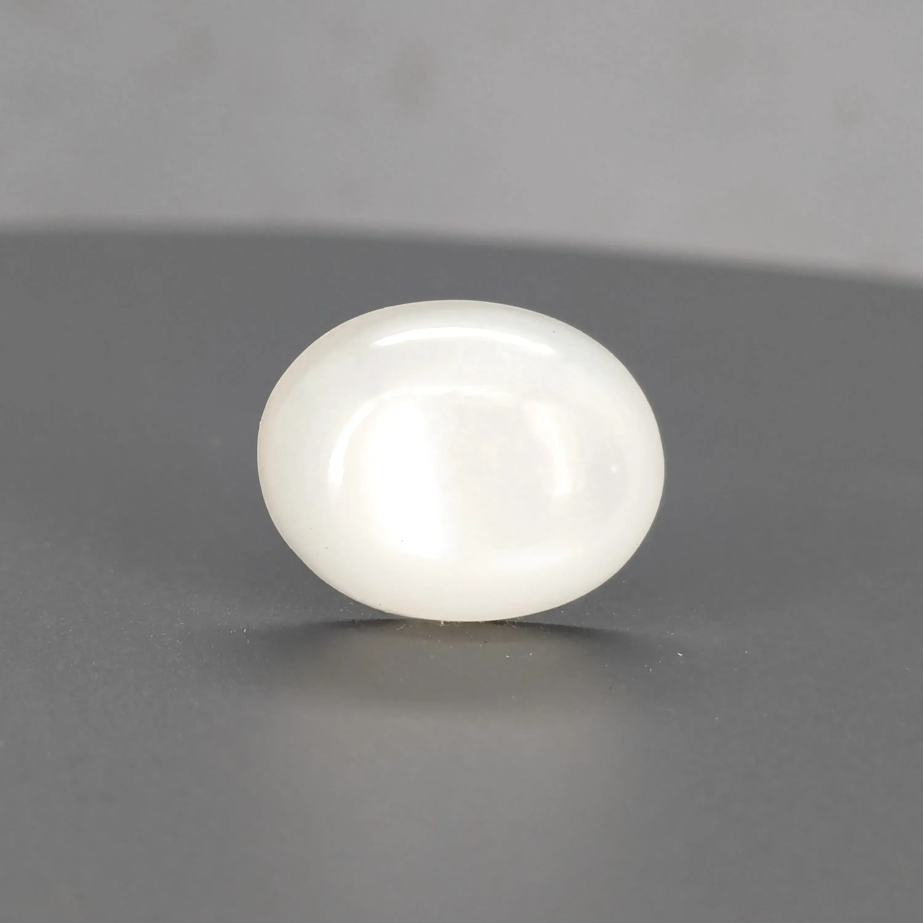 Moon Stone - 10.65 Carat