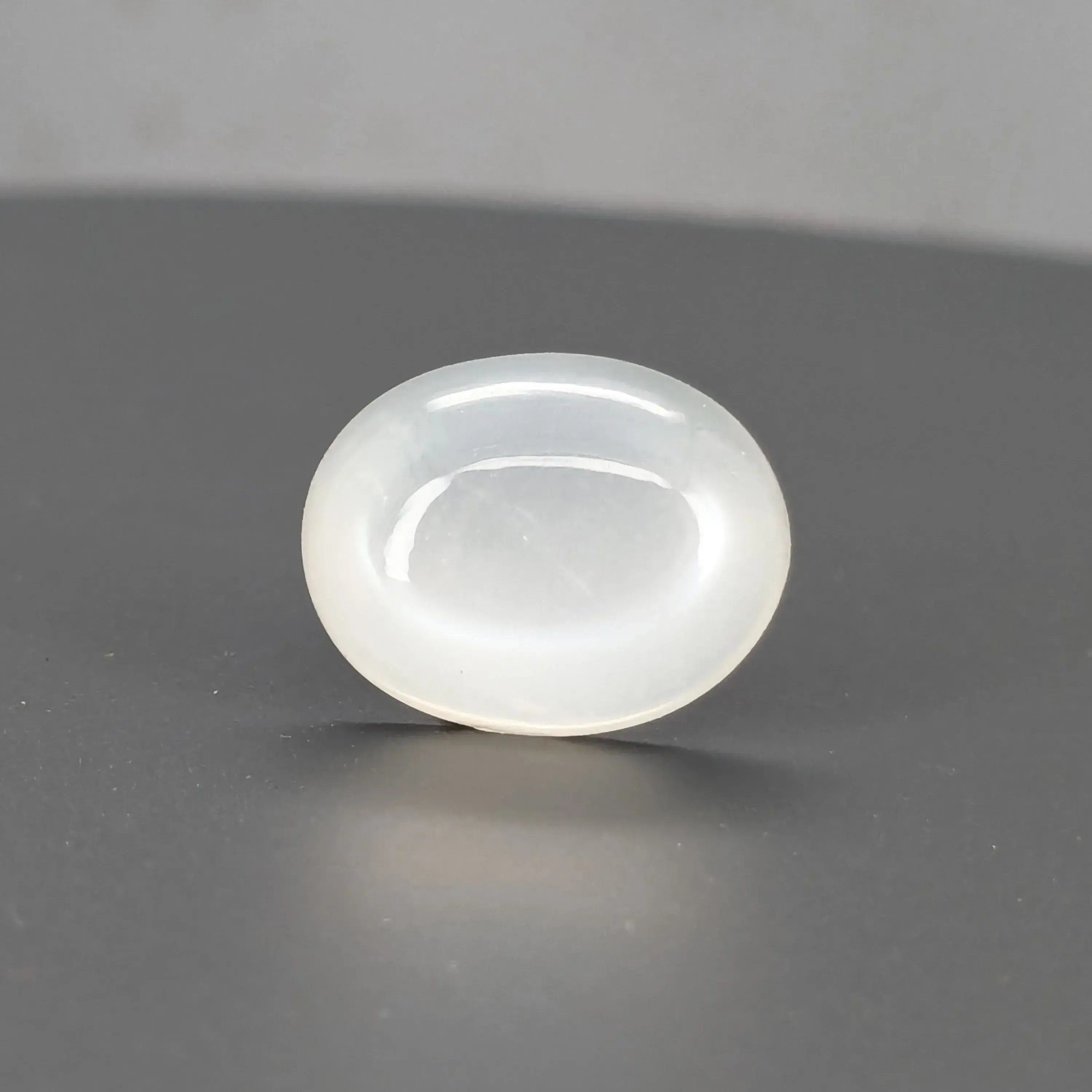 Moon Stone - 6.80 Carat