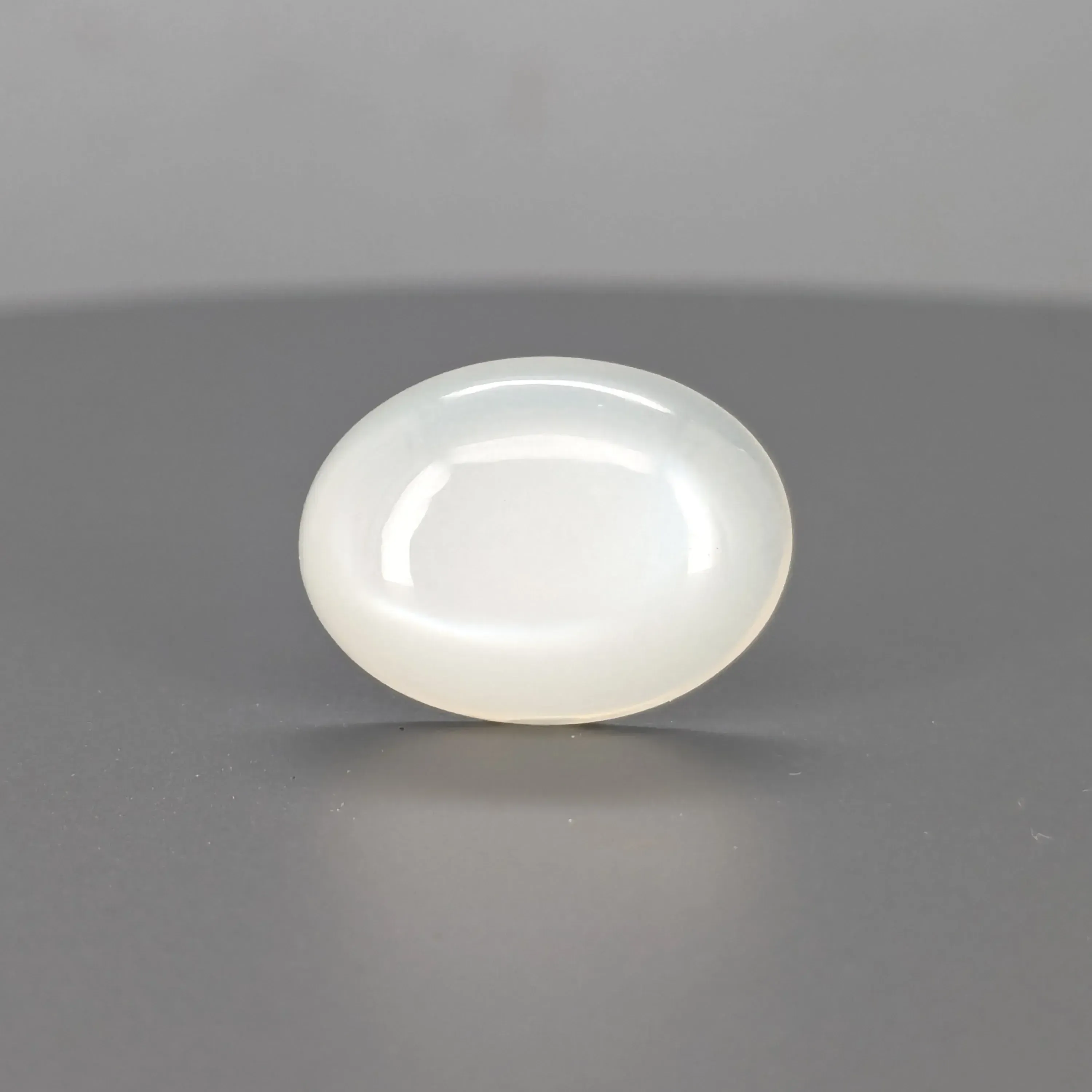 Moon Stone - 8.75 Carat