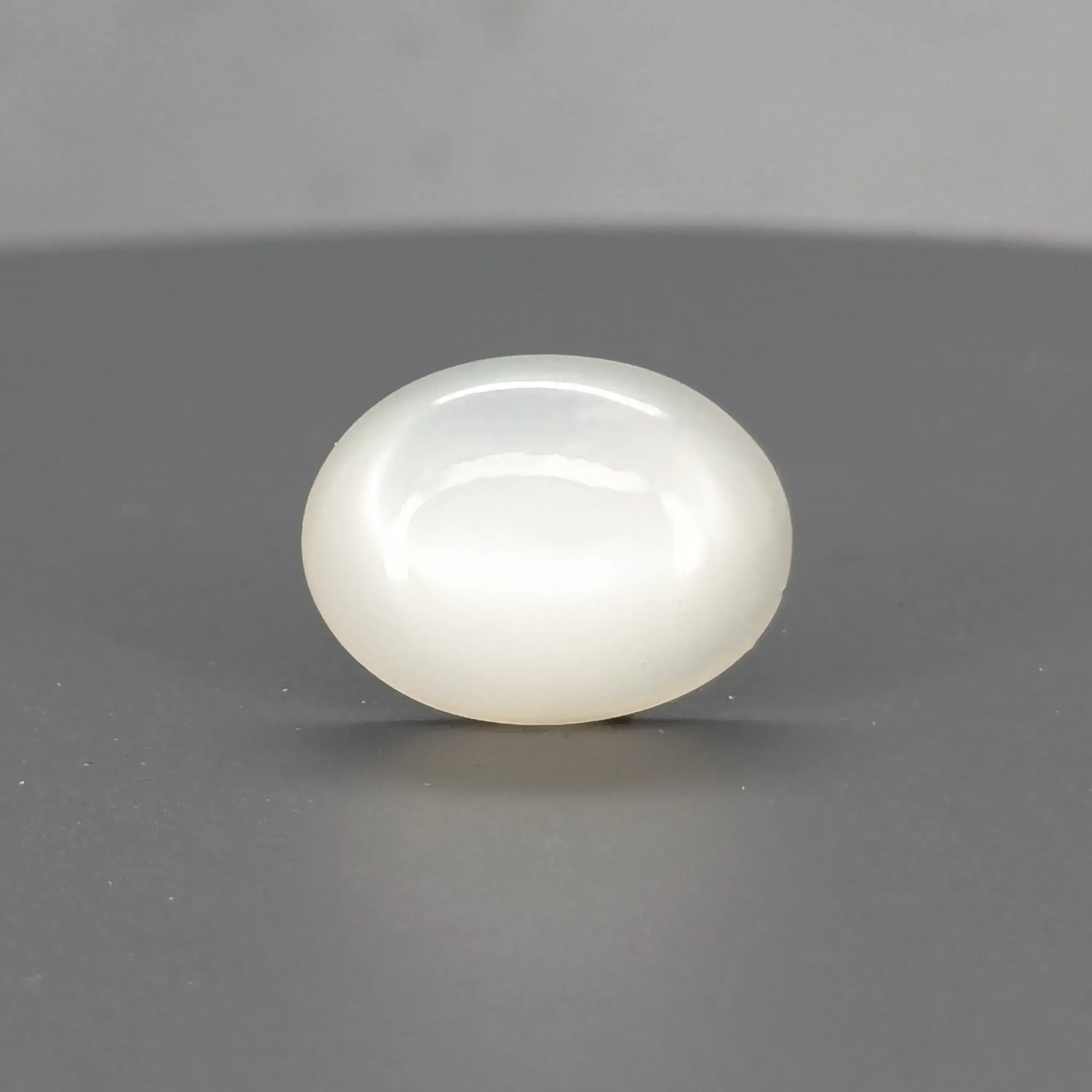 Moon Stone - 8.95 Carat