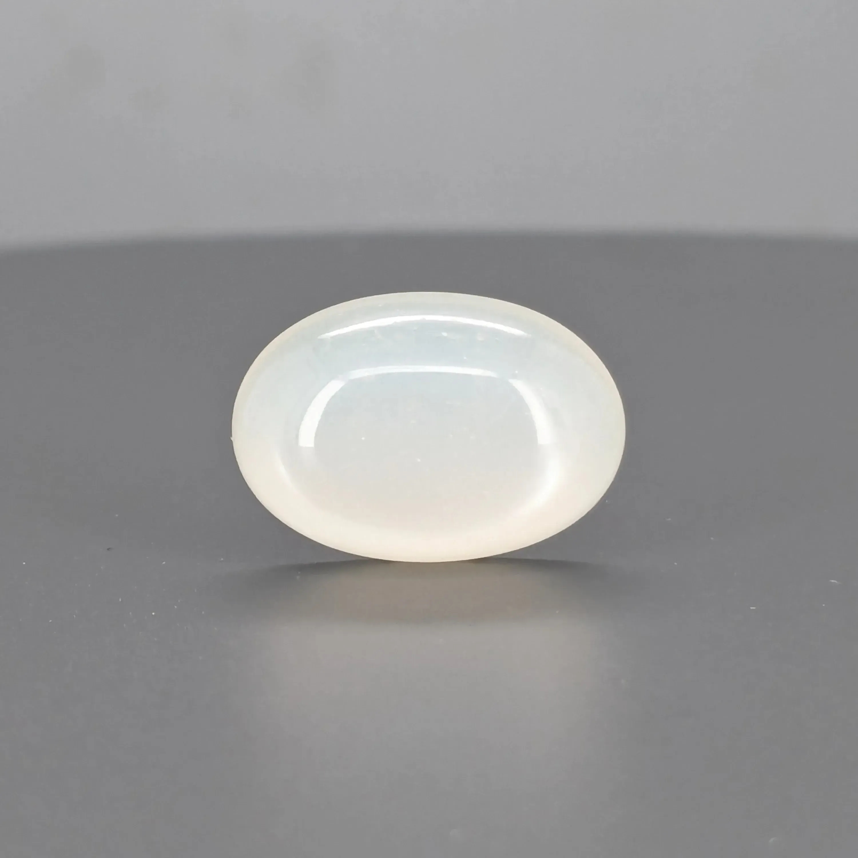 Moon Stone - 9.35 Carat