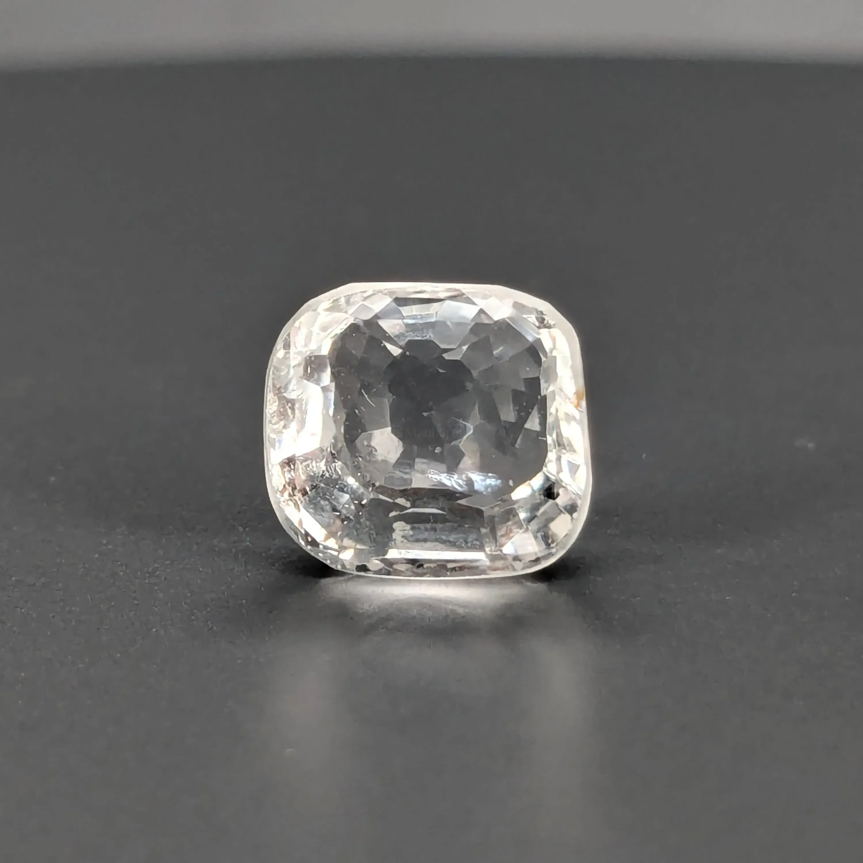 White Topaz -6.70 Carat
