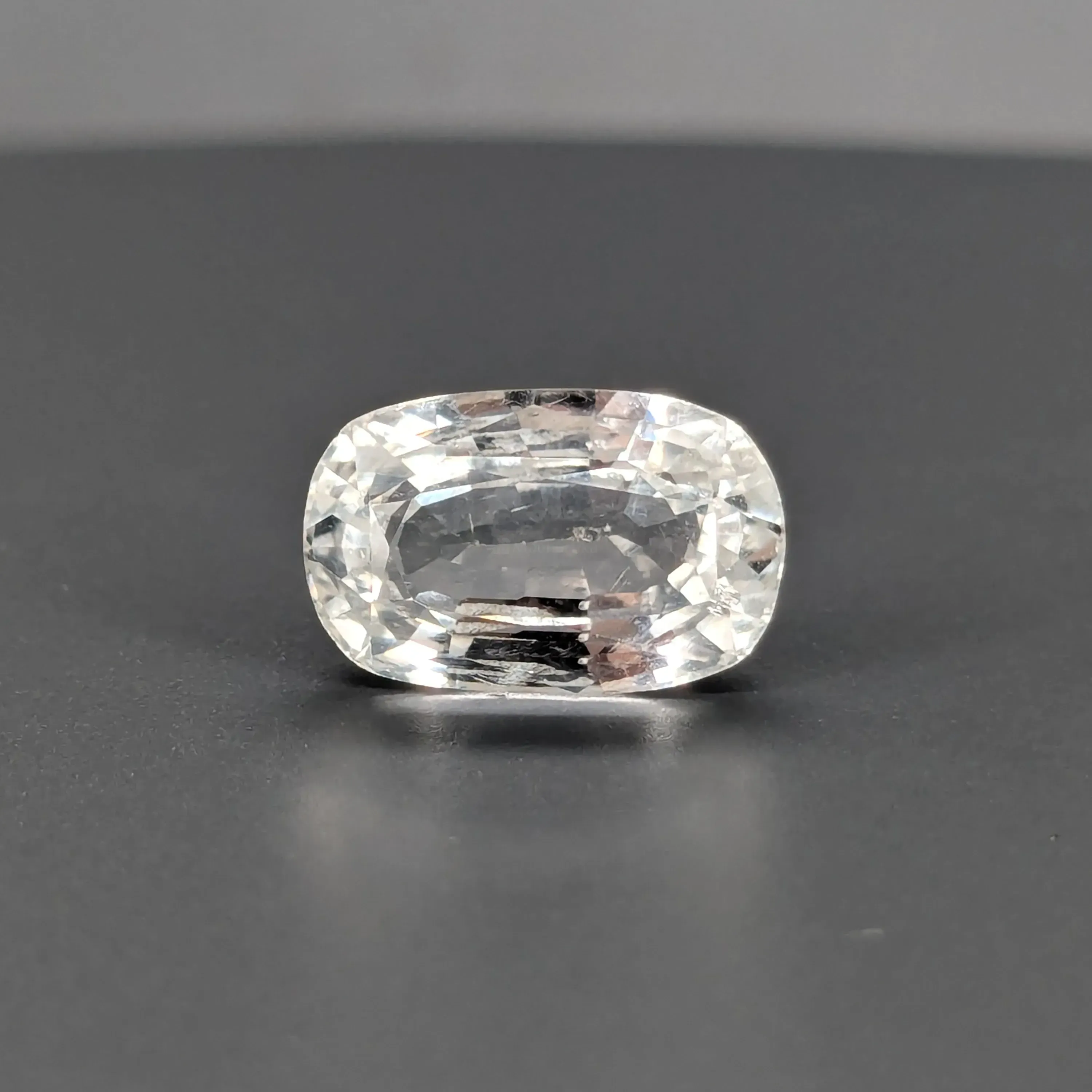 White Topaz - 6.90 Carat